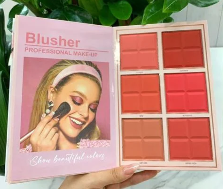 Mocallure 4 in 1 Makeup Book